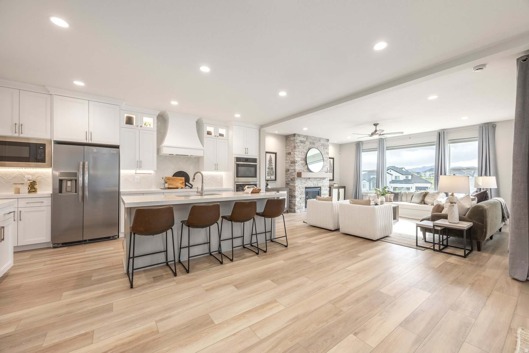 BEACON HILL - Residential