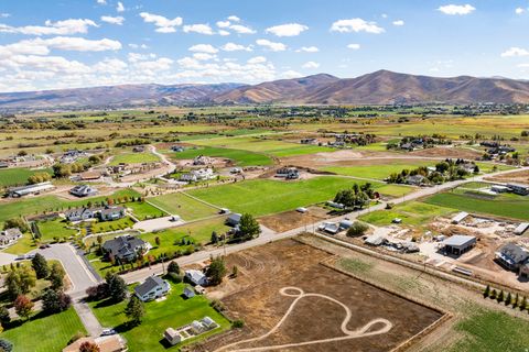 Tiny photo for 1160 S STRINGTOWN RD, Midway, UT 84049 (MLS # 2137258)