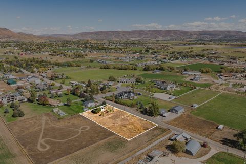 Tiny photo for 1160 S STRINGTOWN RD, Midway, UT 84049 (MLS # 2137258)