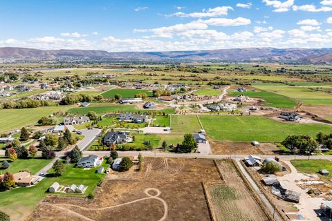 Tiny photo for 1160 S STRINGTOWN RD, Midway, UT 84049 (MLS # 2137258)