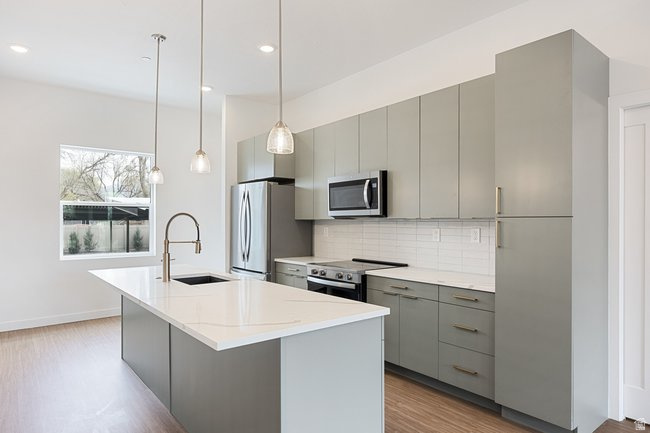 THE HARVEY - Residential