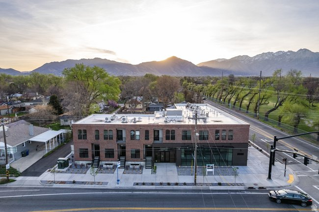 THE HARVEY - Residential