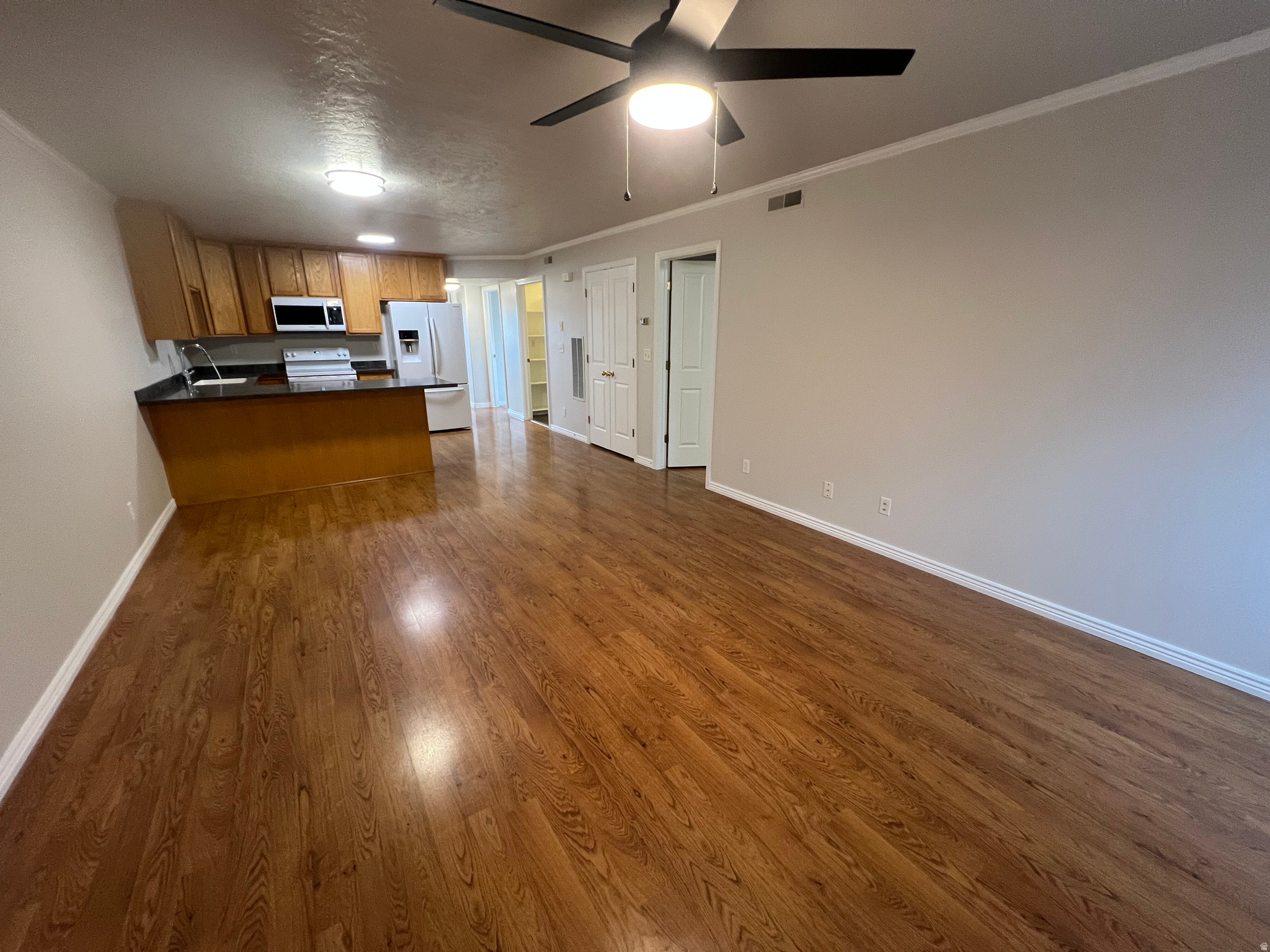 NORTH HAMPTON - Residential