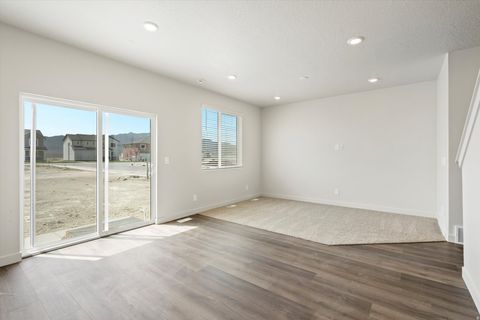 Tiny photo for 3412 N GINA ST, Eagle Mountain, UT 84005 (MLS # 2125399)