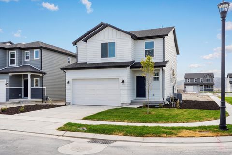 Tiny photo for 3412 N GINA ST, Eagle Mountain, UT 84005 (MLS # 2125399)