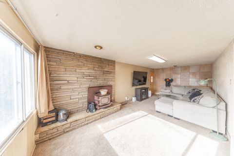 Tiny photo for 44 W WASHINGTON AVE, Murray, UT 84107 (MLS # 2133562)