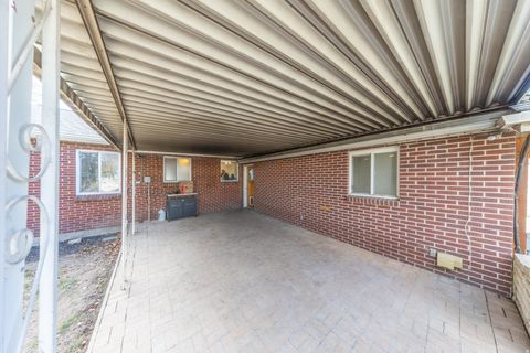 Tiny photo for 44 W WASHINGTON AVE, Murray, UT 84107 (MLS # 2133562)