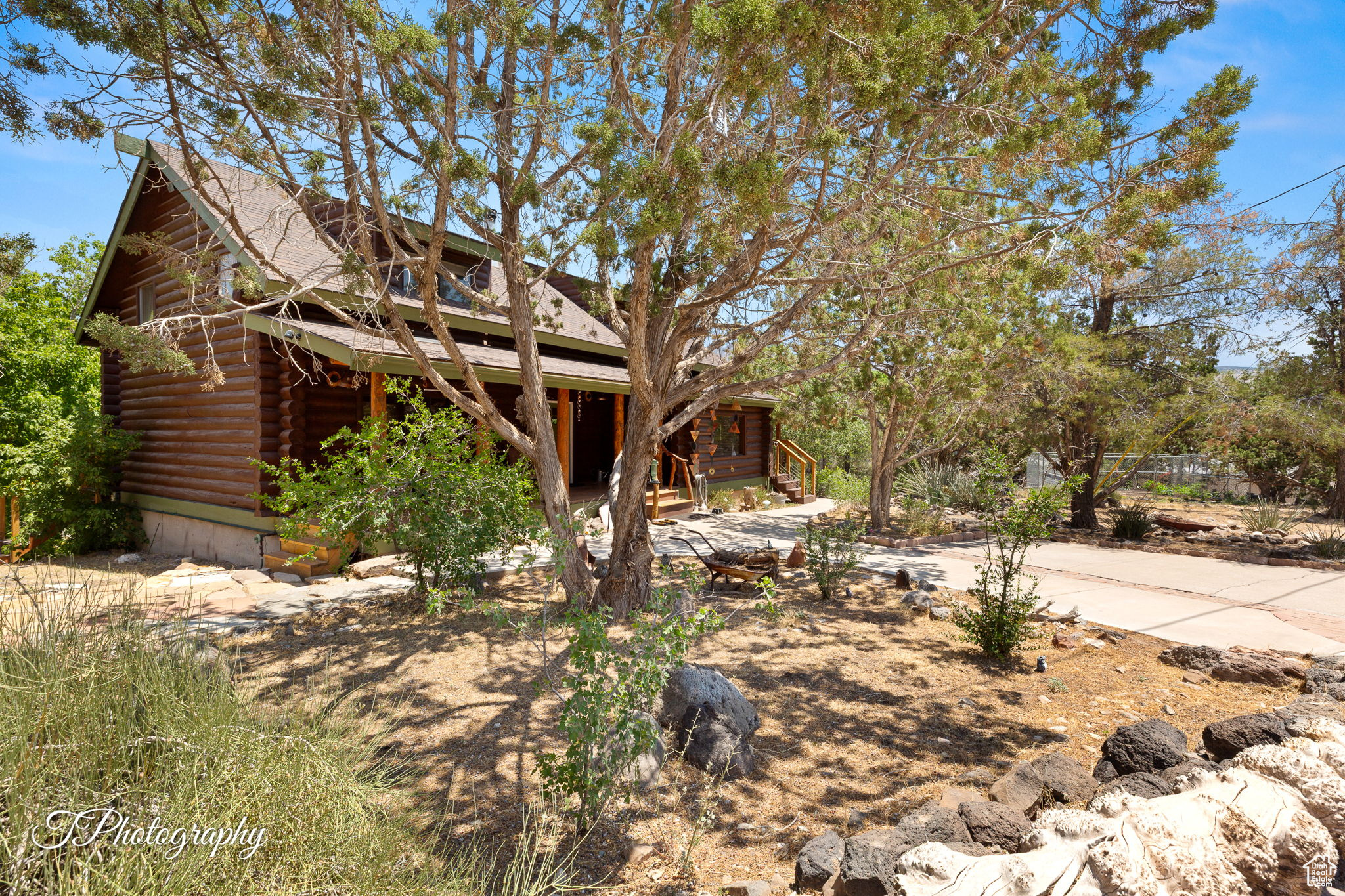 BROOKSIDE ESTATES - Residential