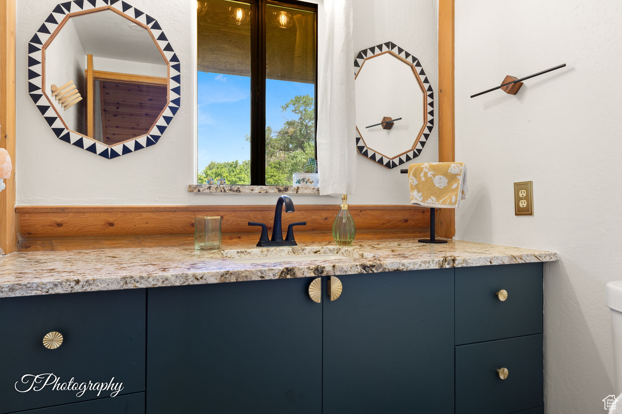 BROOKSIDE ESTATES - Residential