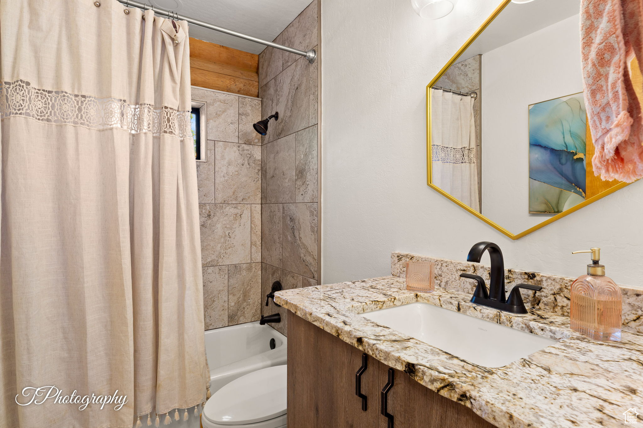 BROOKSIDE ESTATES - Residential