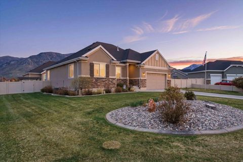 Tiny photo for 1690 N 60 W, North Ogden, UT 84404 (MLS # 2147276)