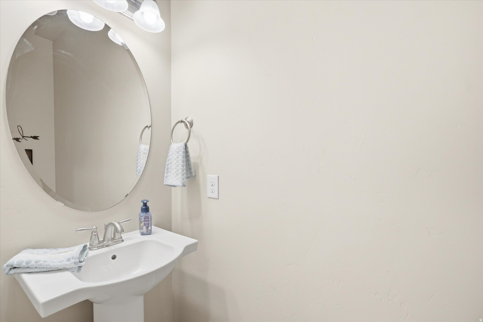 MYSTERY MEADOWS - Residential