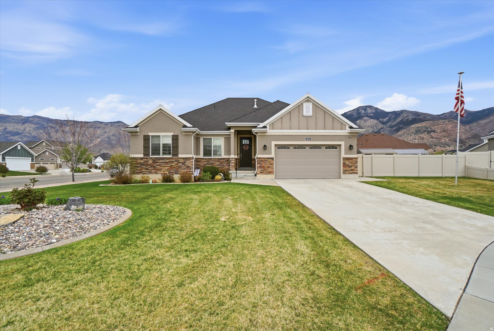 MYSTERY MEADOWS - Residential