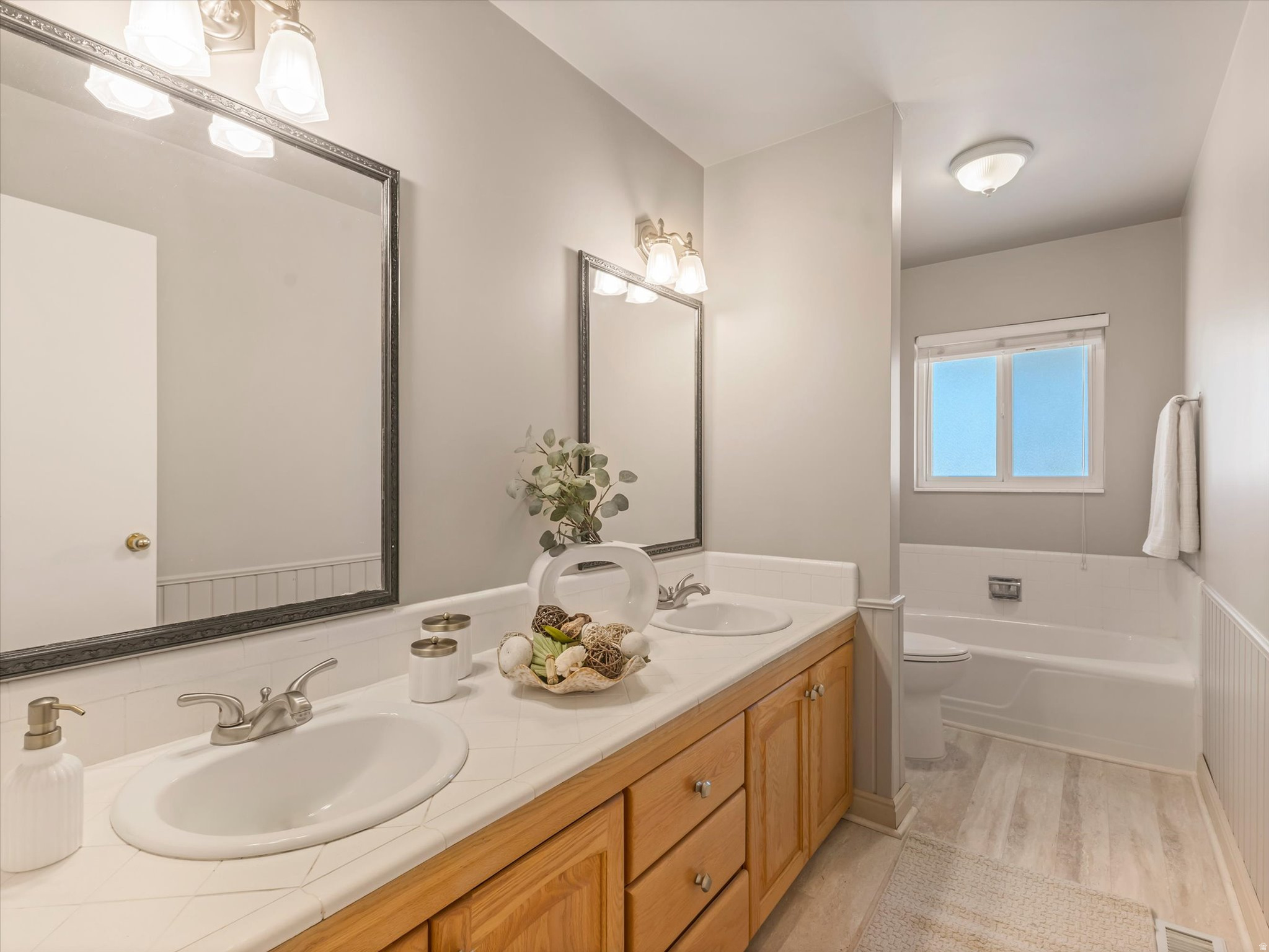 WILLOW CREEK - Residential