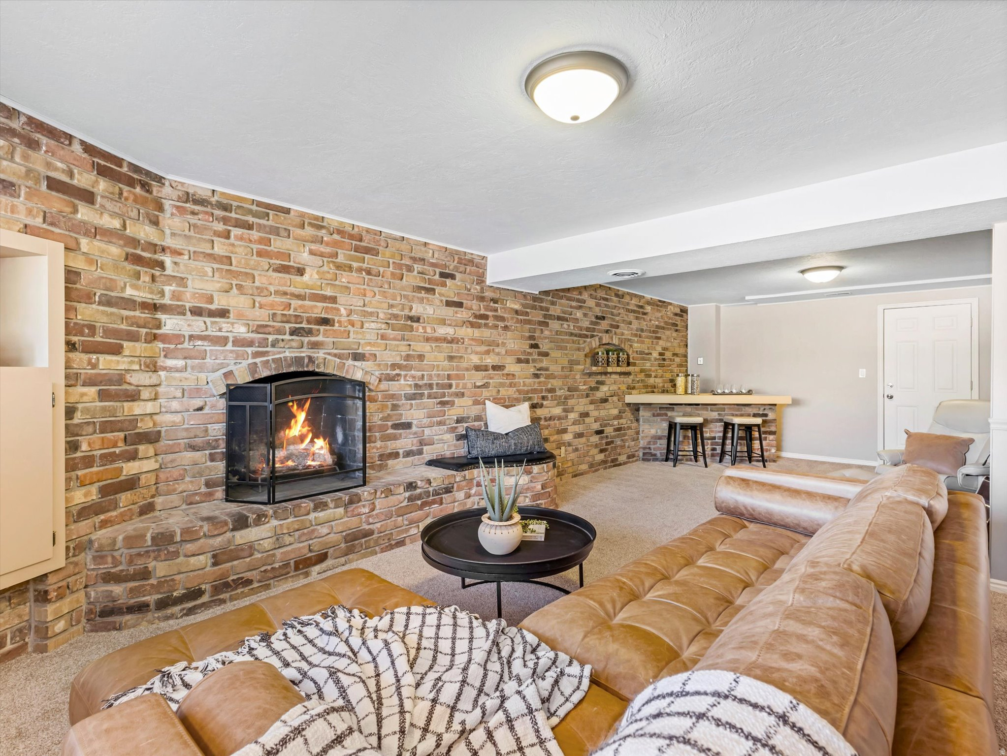 WILLOW CREEK - Residential