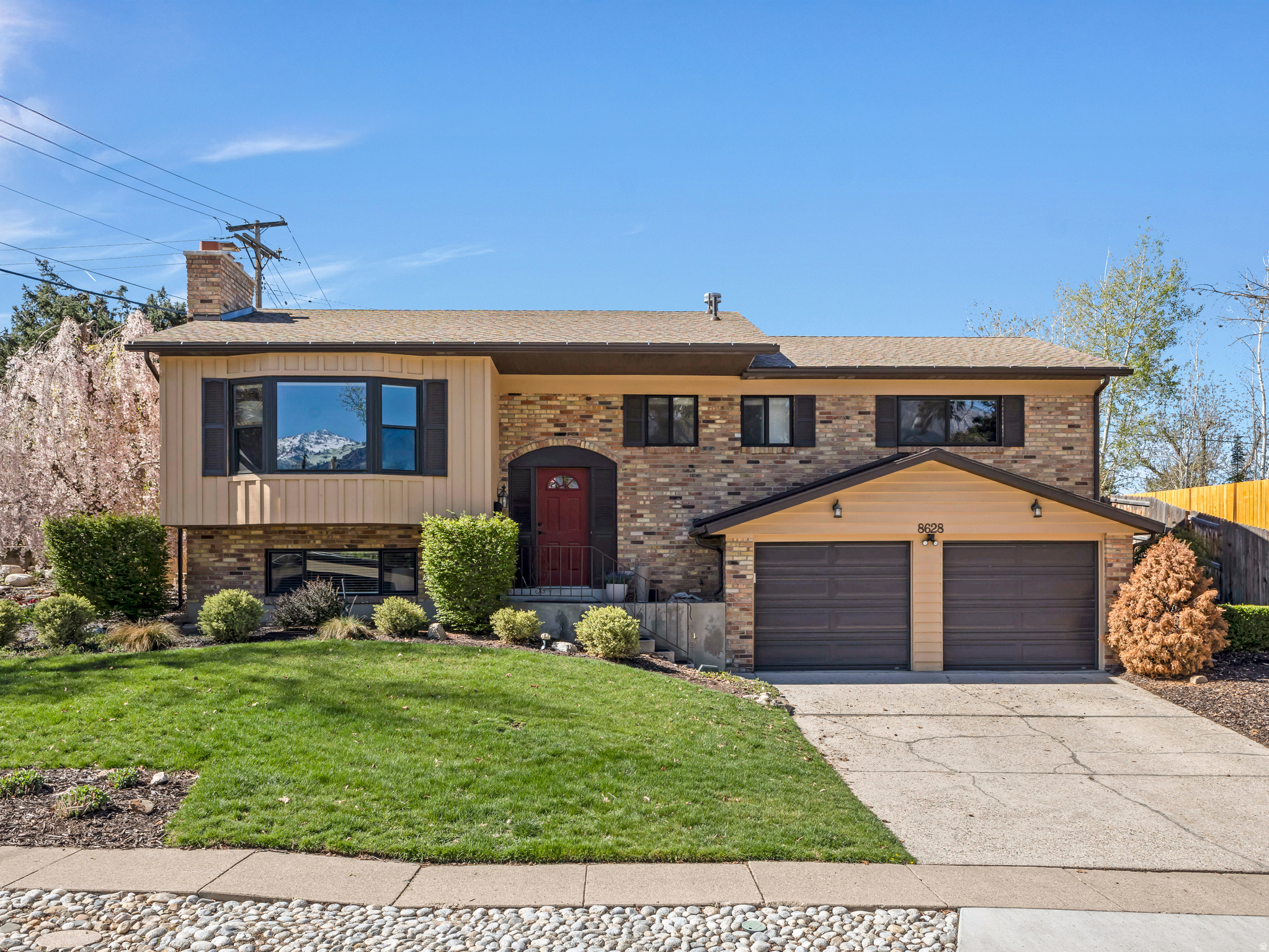 WILLOW CREEK - Residential