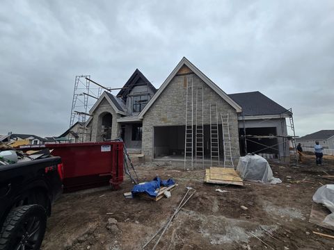 Photo of 39 N HAYFIELD CIR, Kaysville, UT 84037 (MLS # 2137263)