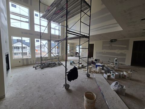 Tiny photo for 39 N HAYFIELD CIR, Kaysville, UT 84037 (MLS # 2137263)