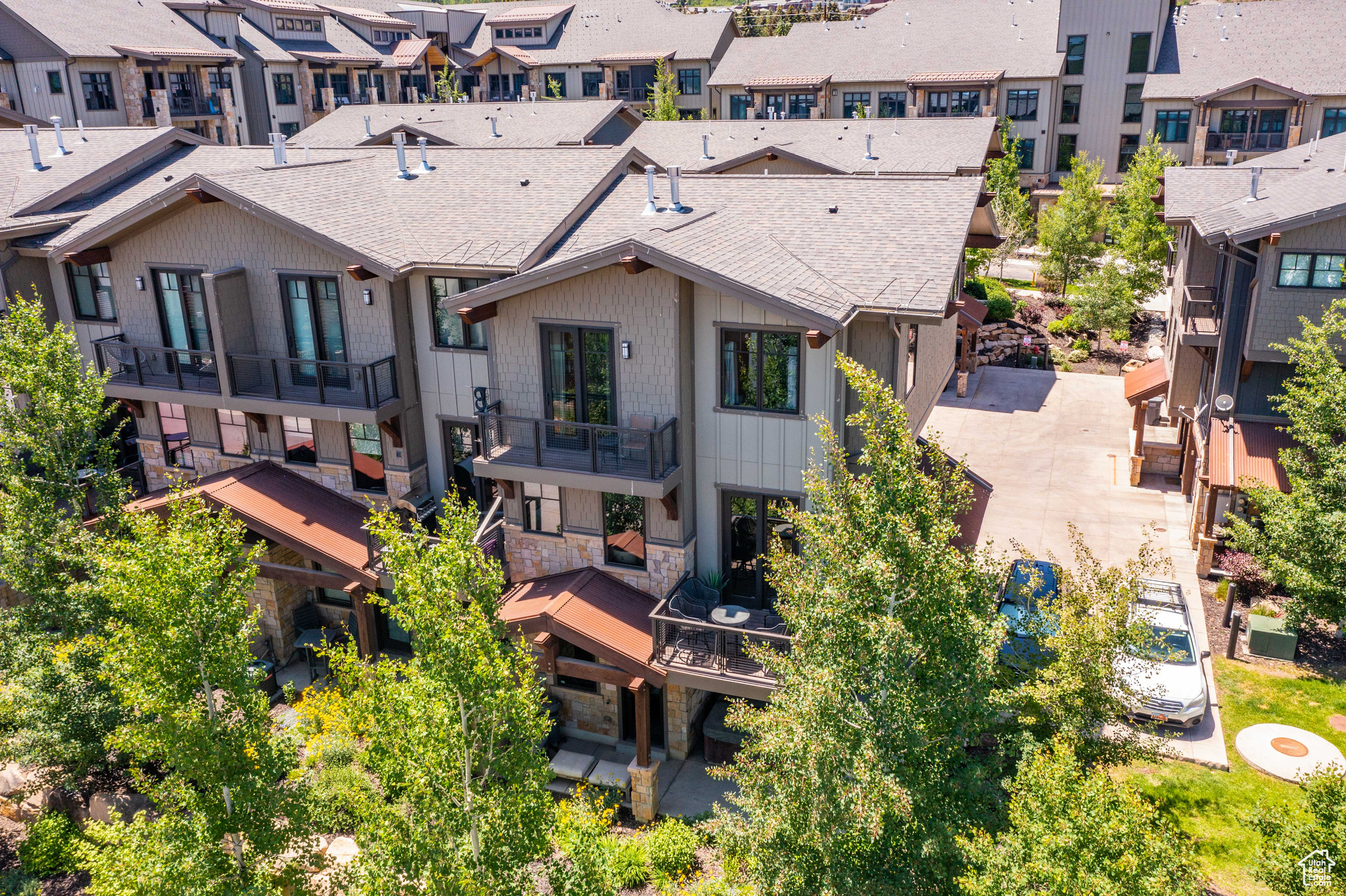 RESIDENCES AT BLACKSTONE PUD - Residential