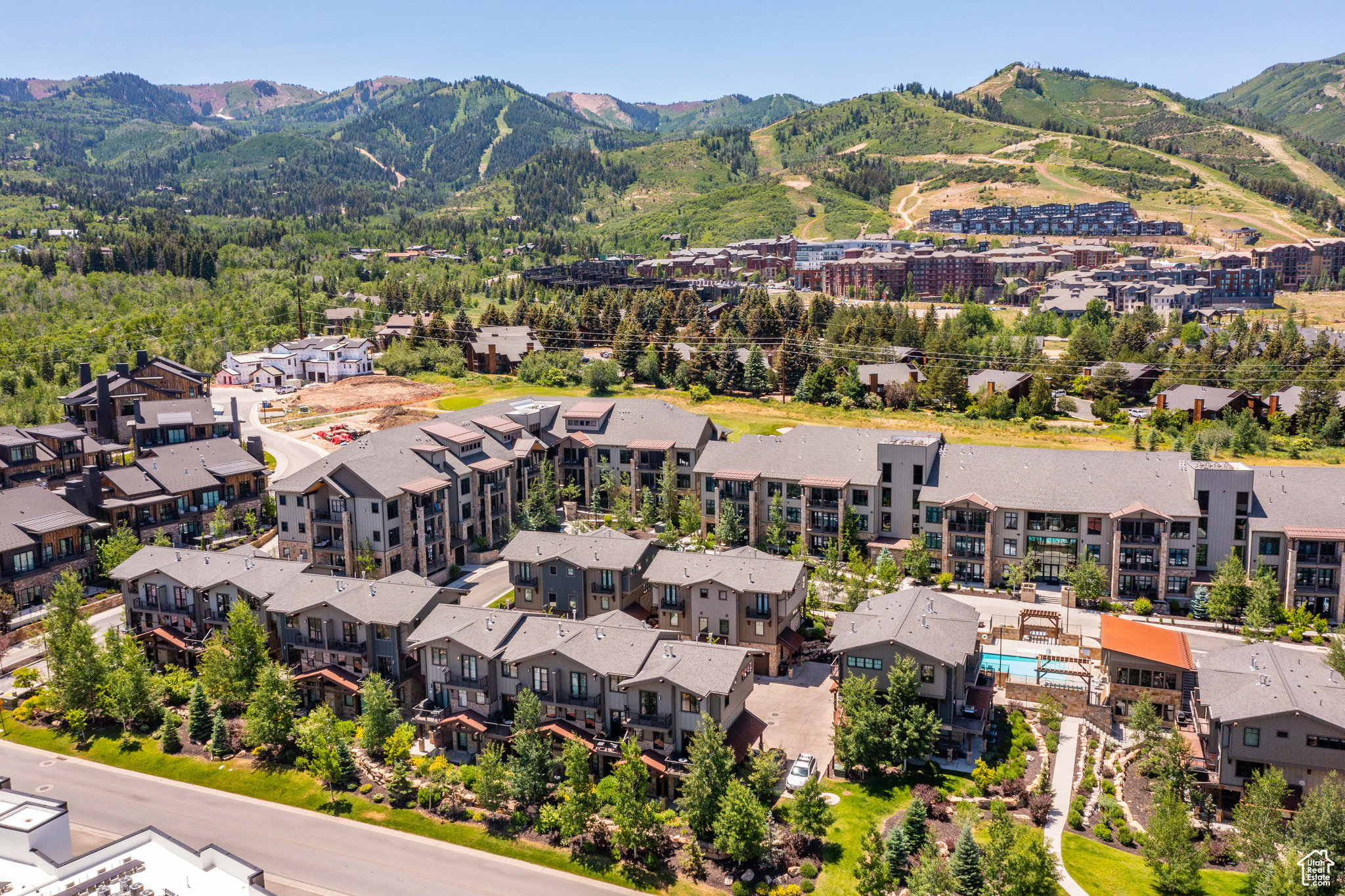 RESIDENCES AT BLACKSTONE PUD - Residential