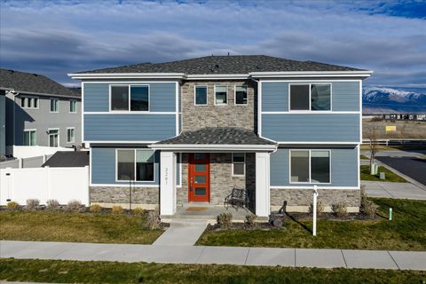 Photo of 3261 S BURKHILL LN, Syracuse, UT 84075 (MLS # 2143703)