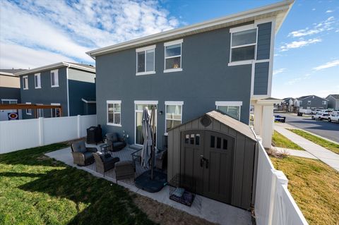 Tiny photo for 3261 S BURKHILL LN, Syracuse, UT 84075 (MLS # 2143703)
