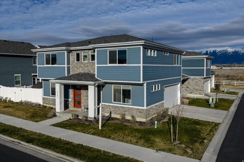 Tiny photo for 3261 S BURKHILL LN, Syracuse, UT 84075 (MLS # 2143703)