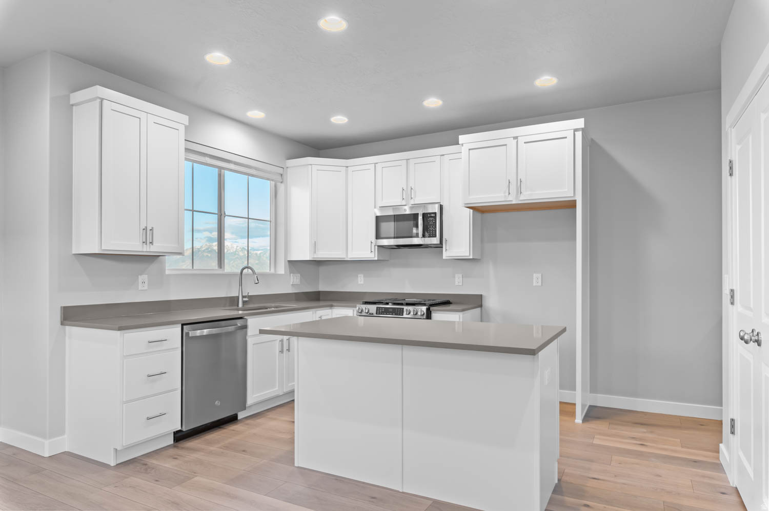 TERRAINE TOWNS 202 - Residential