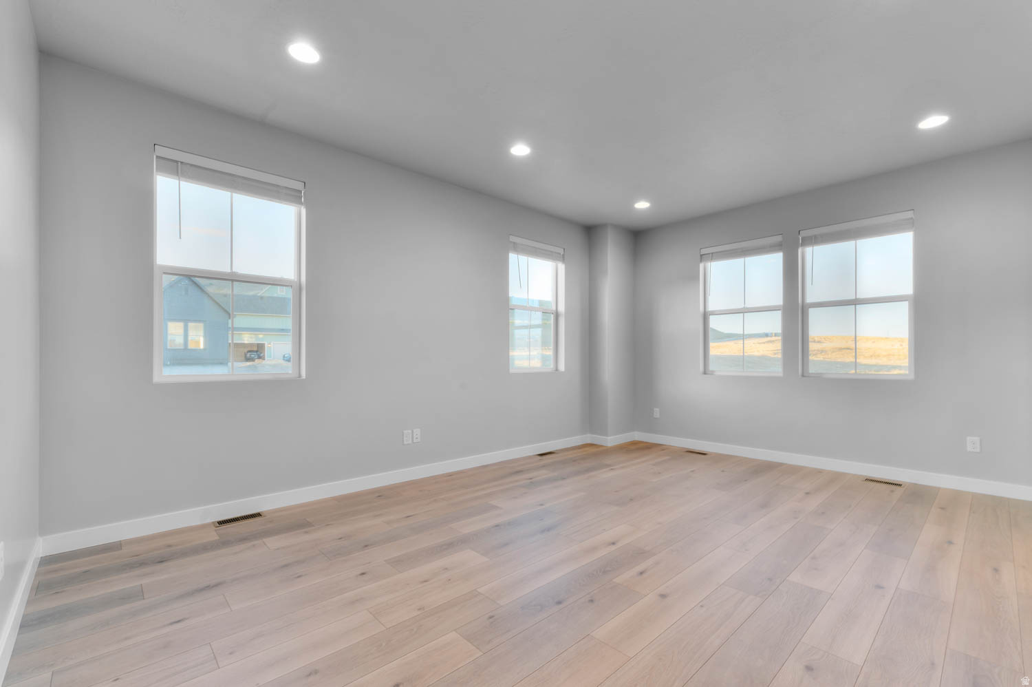 TERRAINE TOWNS 202 - Residential