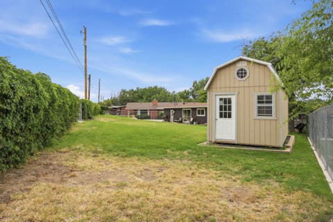 Tiny photo for 932 SYMPHONY CIR, Ogden, UT 84404 (MLS # 2170601)