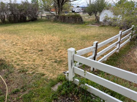Tiny photo for 692 S 300 W, Mt Pleasant, UT 84647 (MLS # 2158830)