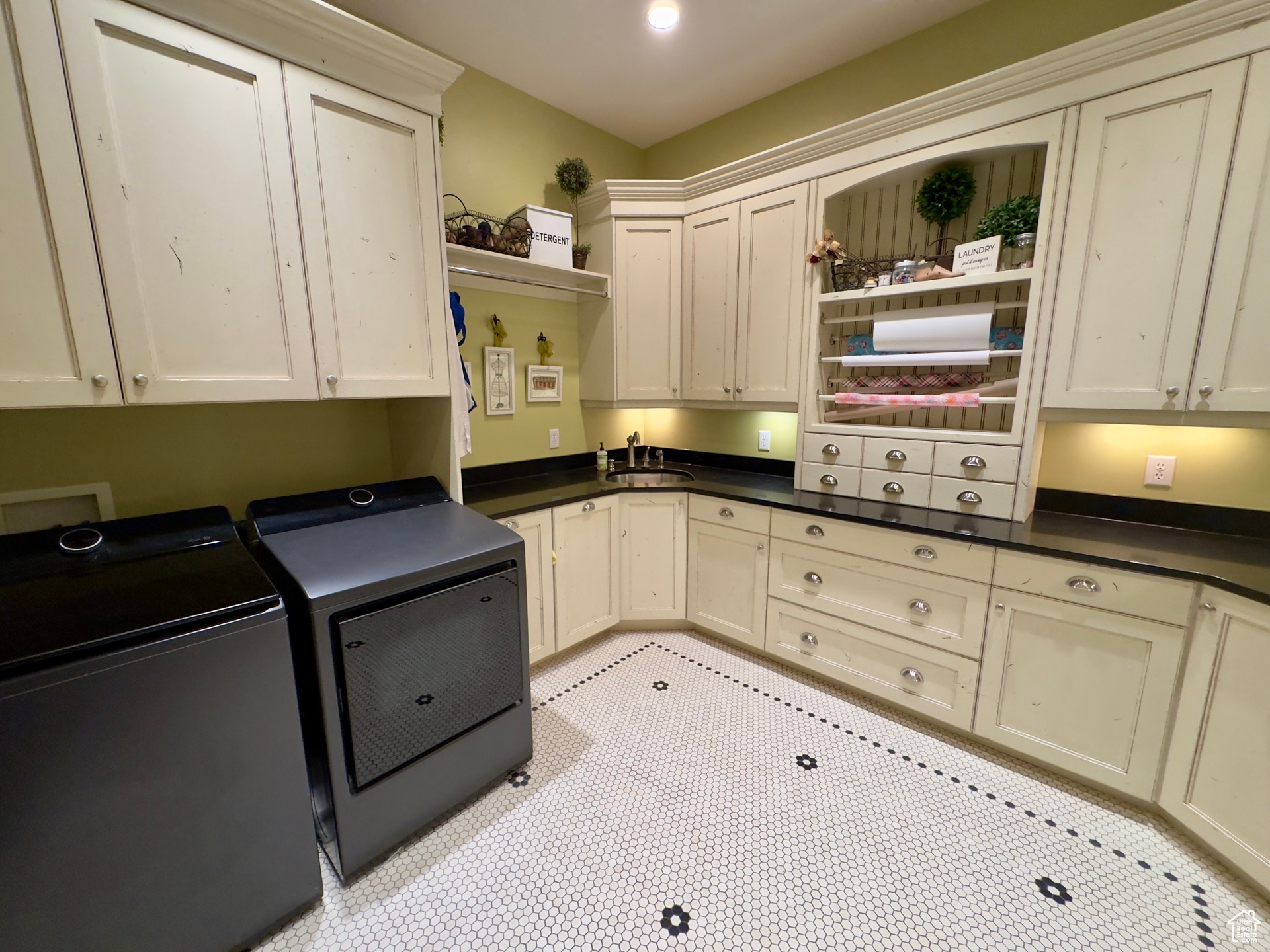 CHUGG FARR WEST FARMS - Residential