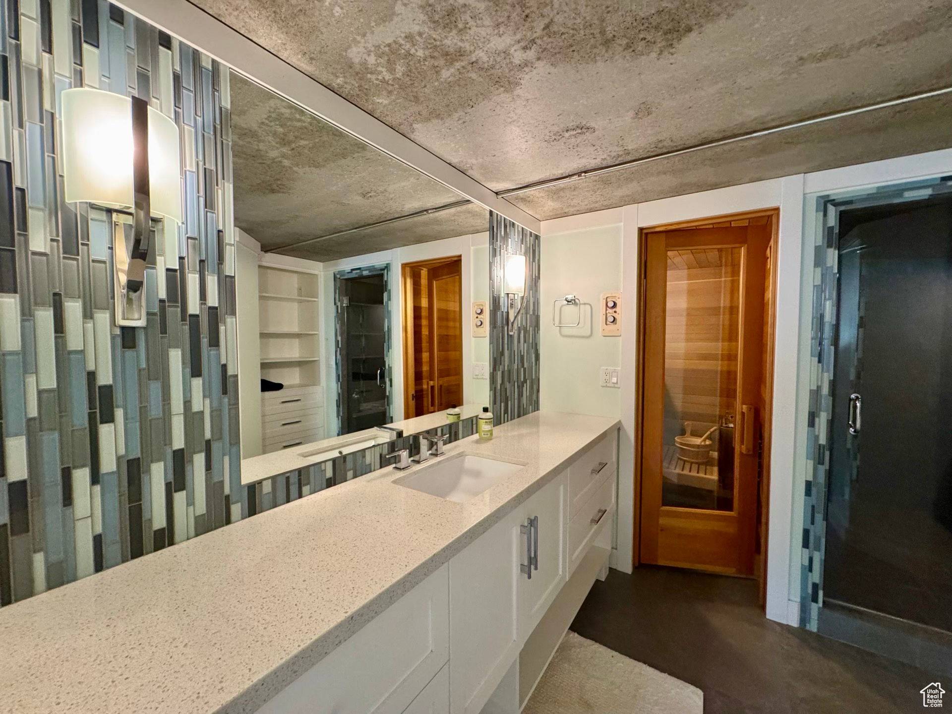 CHUGG FARR WEST FARMS - Residential