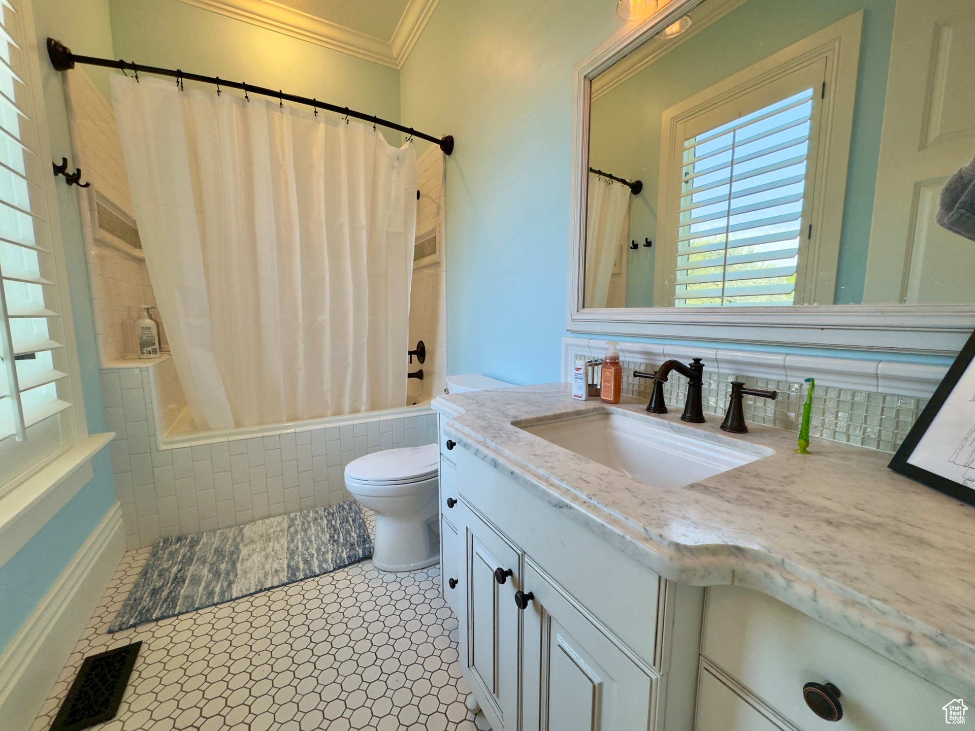 CHUGG FARR WEST FARMS - Residential