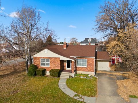 Tiny photo for 290 W 100 N, Kaysville, UT 84037 (MLS # 2126757)