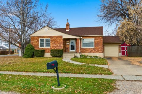 Tiny photo for 290 W 100 N, Kaysville, UT 84037 (MLS # 2126757)