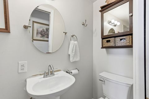 Tiny photo for 290 W 100 N, Kaysville, UT 84037 (MLS # 2126757)