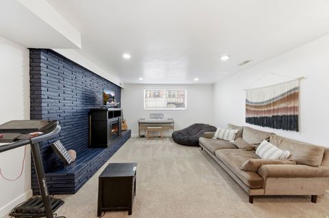 Tiny photo for 290 W 100 N, Kaysville, UT 84037 (MLS # 2126757)