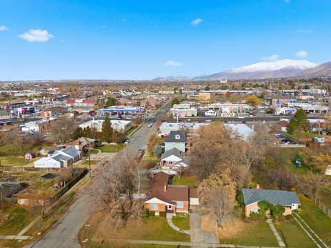 Tiny photo for 290 W 100 N, Kaysville, UT 84037 (MLS # 2126757)