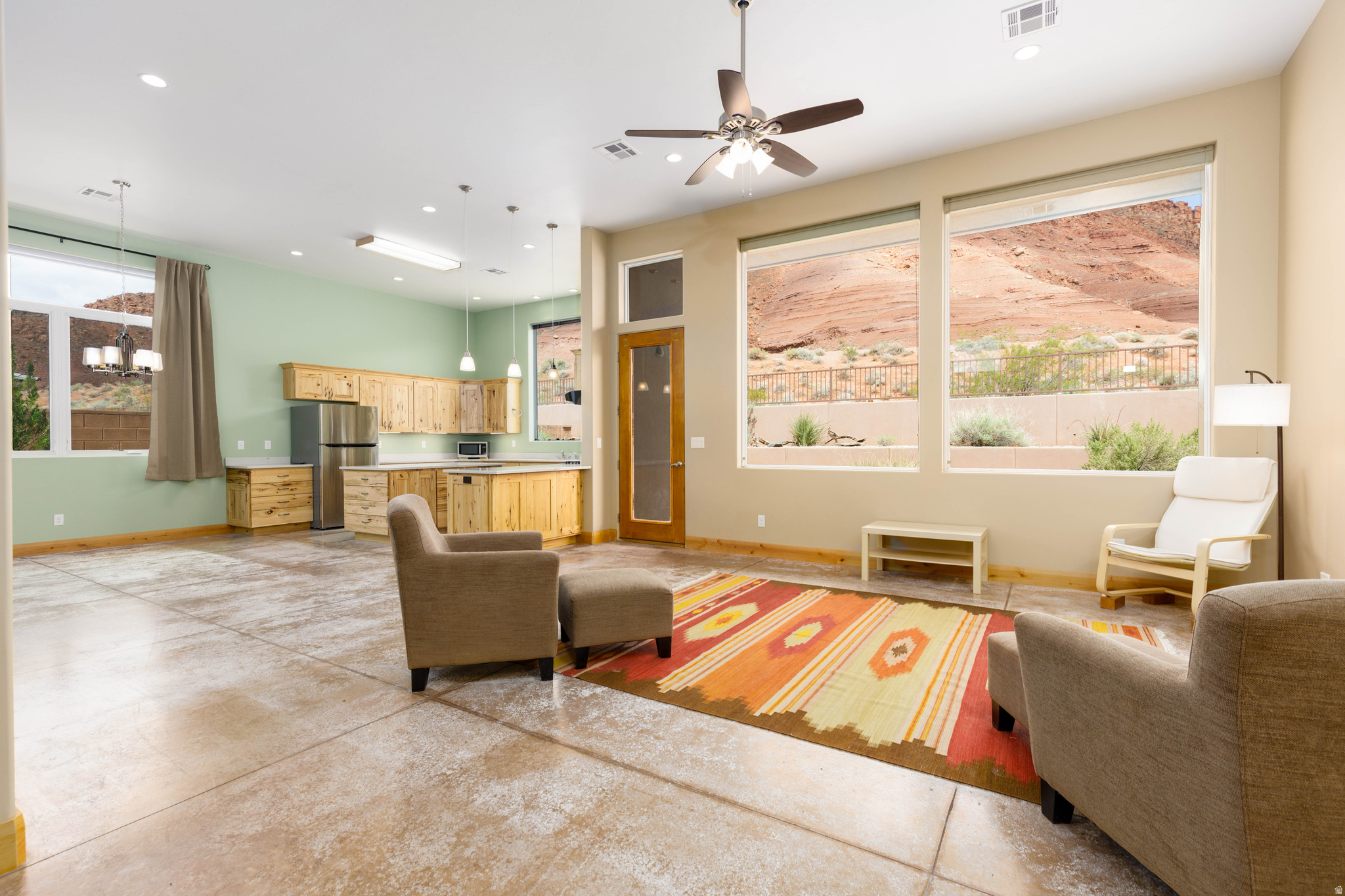 RED MOUNTAIN ESTATES - Residential