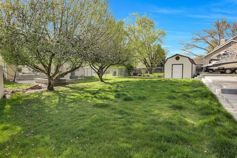 Tiny photo for 1316 S 150 E, Kaysville, UT 84037 (MLS # 2148092)