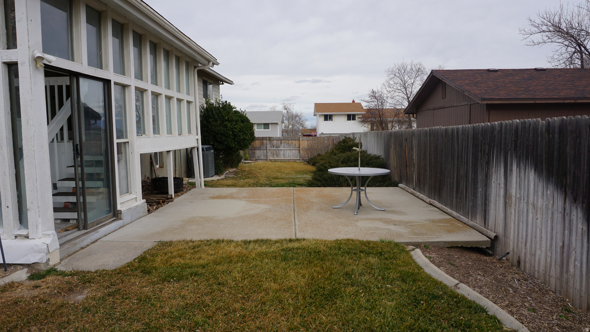 KIMBERLY CREST - Residential