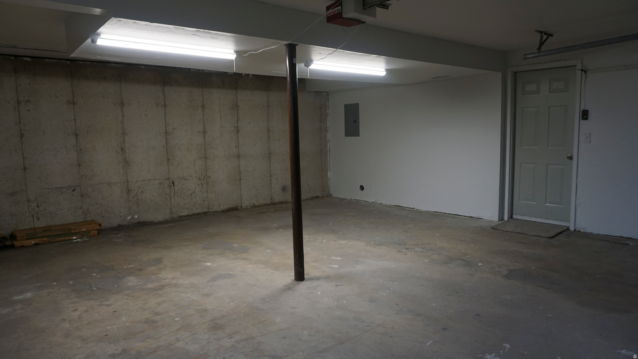 KIMBERLY CREST - Residential