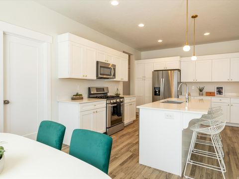 Tiny photo for 14833 S SPRINGTIME RD, Draper (UT Cnty), UT 84020 (MLS # 2134548)