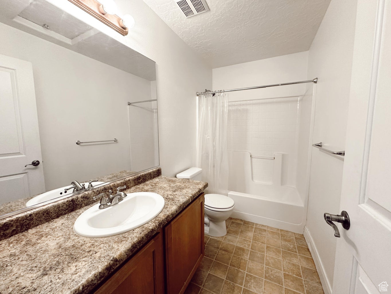 700 N Main St #J7, Washington, Utah image 15