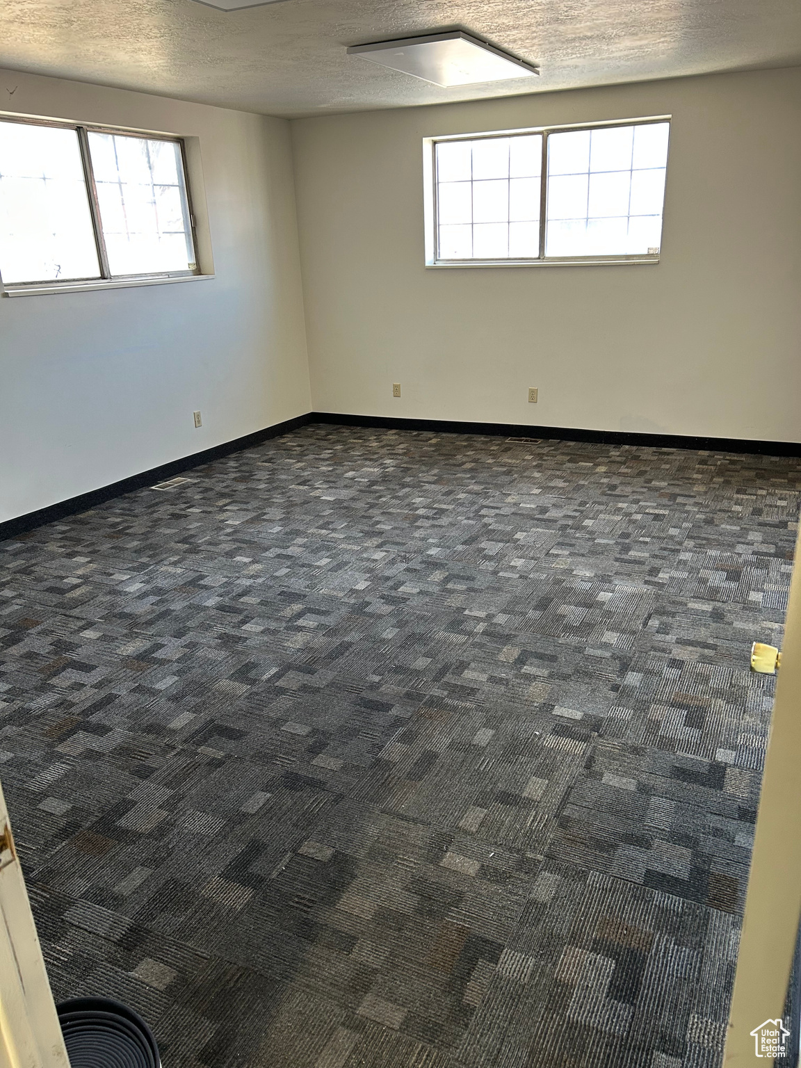 WEST TEMPLE - Commercial Sale