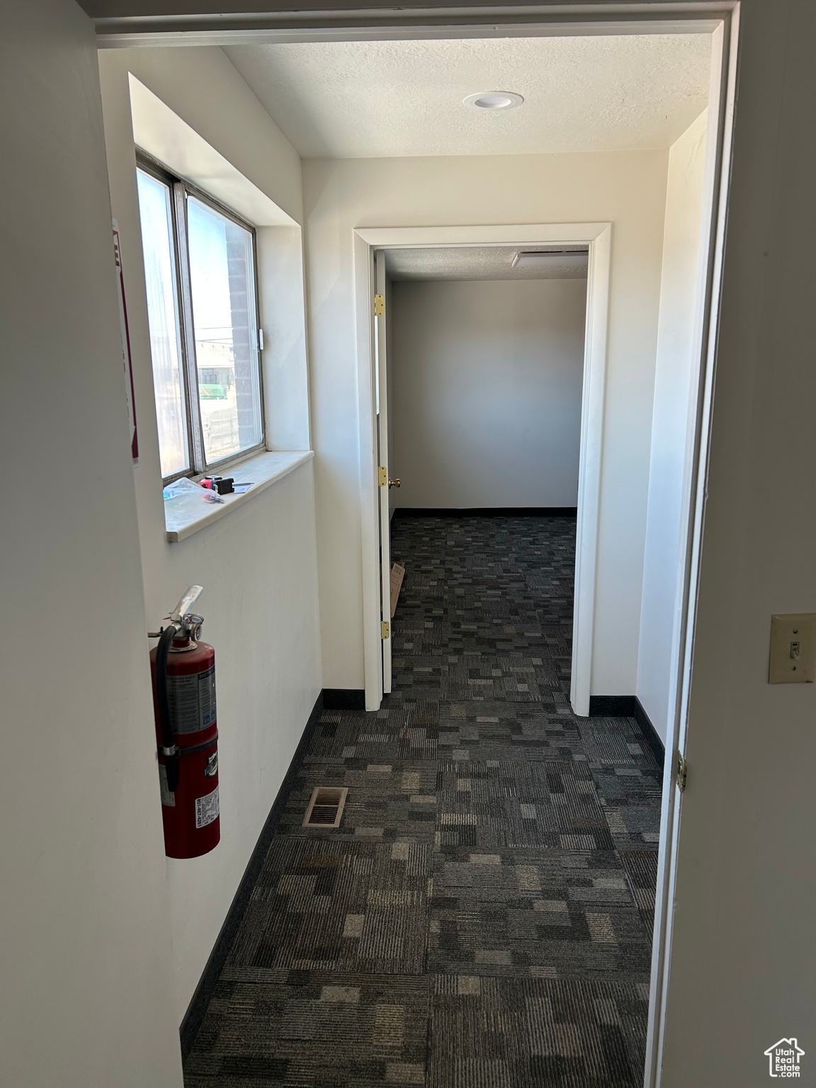 WEST TEMPLE - Commercial Sale