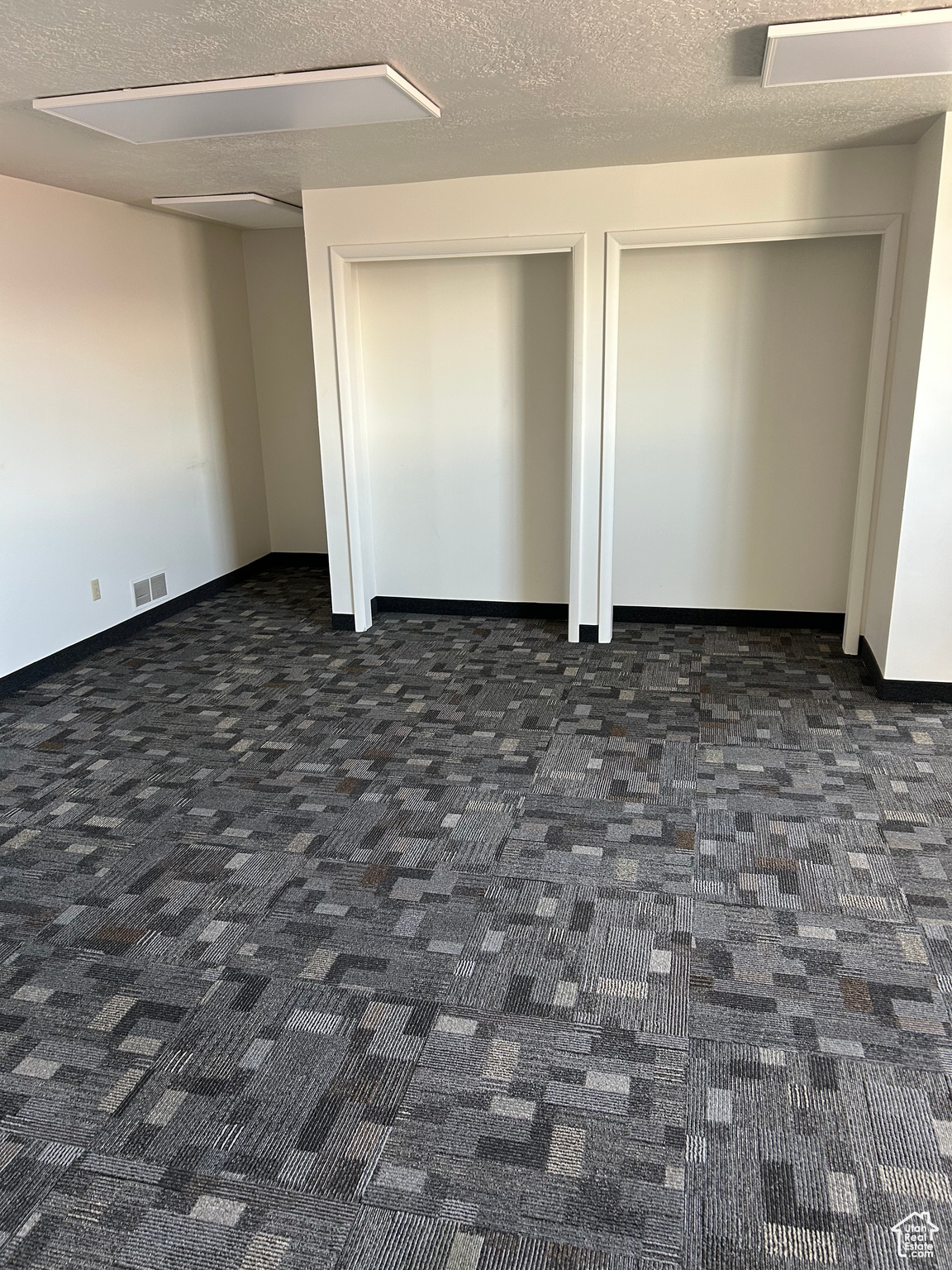 WEST TEMPLE - Commercial Sale