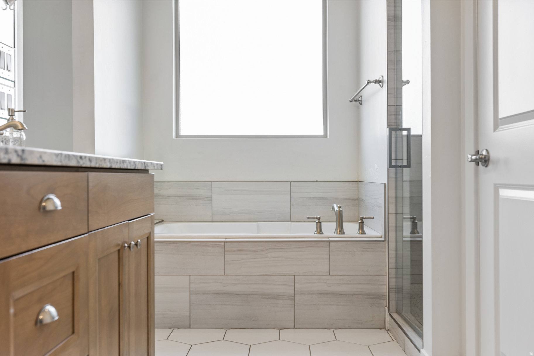 HILLS AT SANTA CLARA 1A - Residential