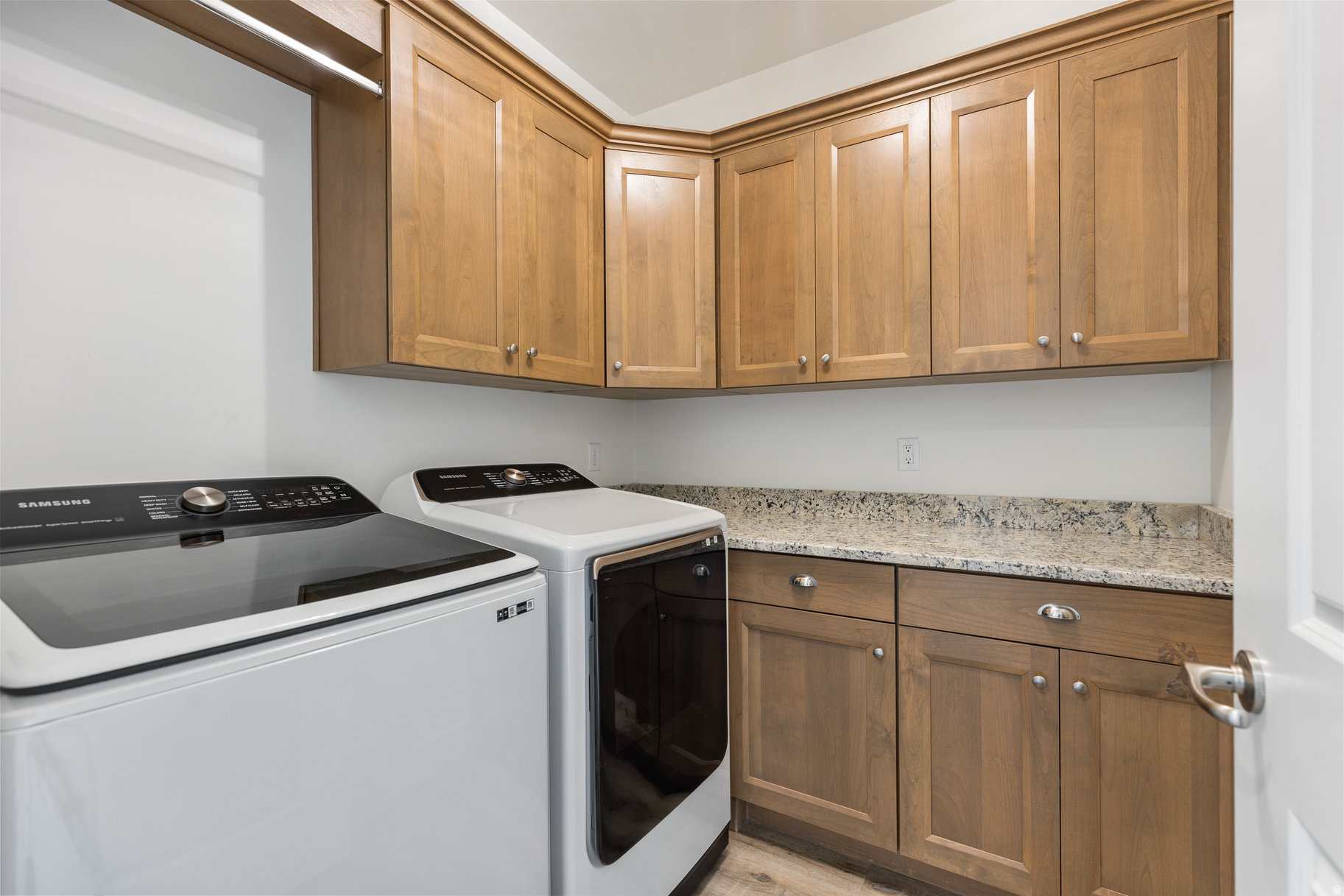 HILLS AT SANTA CLARA 1A - Residential